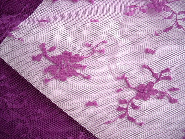 Image 2 of 1 x ROLL DEEP PINK/CERISE GENUINE NOTTINGHAM PRODUCED LACE E