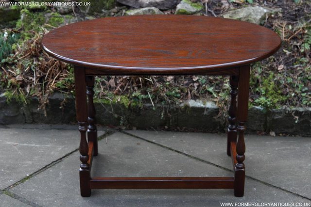 Image 11 of AN OLD CHARM TUDOR OAK NEST OF THREE COFFEE SIDE END TABLES