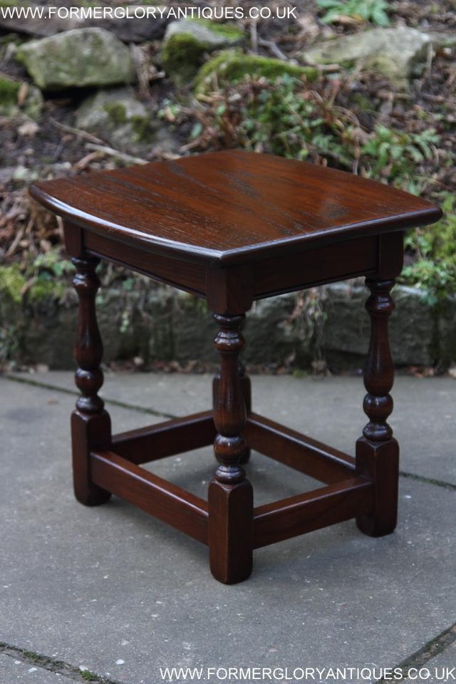 Image 23 of AN OLD CHARM TUDOR OAK NEST OF THREE COFFEE SIDE END TABLES