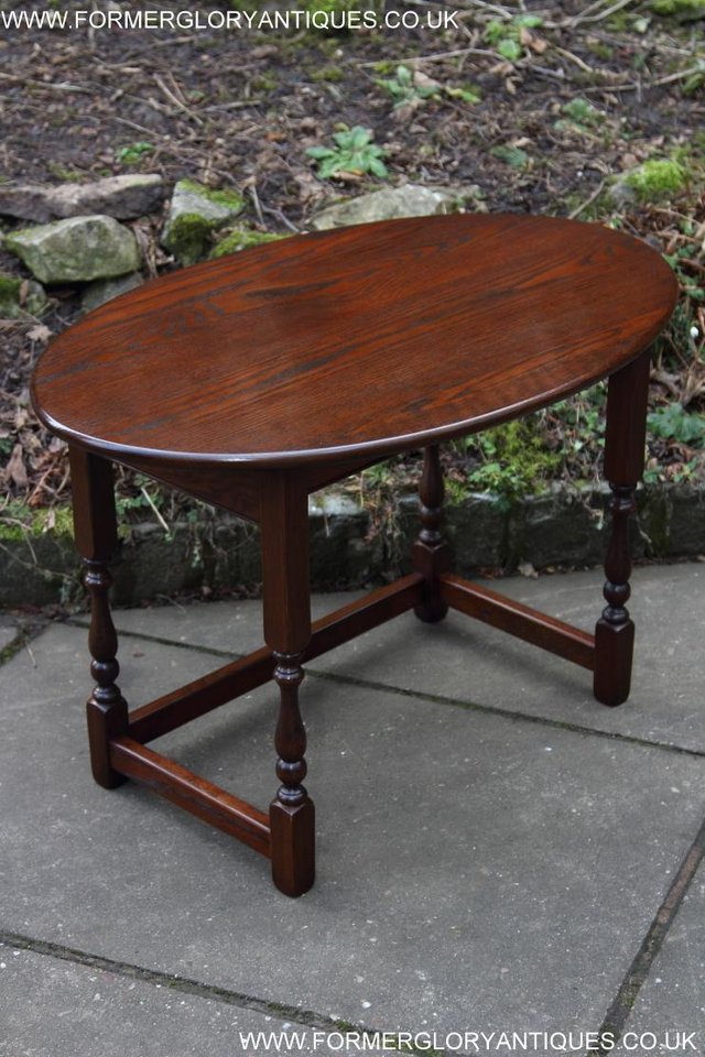 Image 26 of AN OLD CHARM TUDOR OAK NEST OF THREE COFFEE SIDE END TABLES