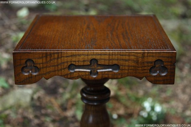 Image 5 of AN OLD CHARM JAYCEE LIGHT OAK DISPLAY PLANT LAMP STAND TABLE