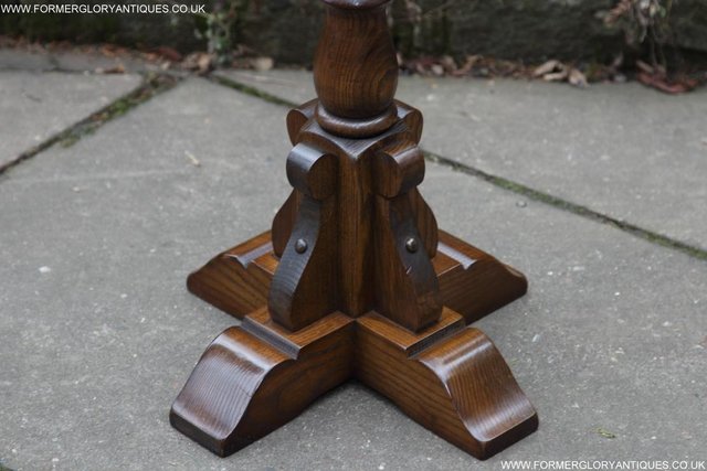 Image 9 of AN OLD CHARM JAYCEE LIGHT OAK DISPLAY PLANT LAMP STAND TABLE