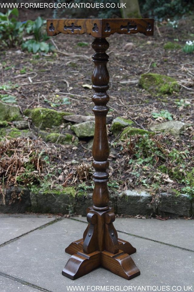 Image 23 of AN OLD CHARM JAYCEE LIGHT OAK DISPLAY PLANT LAMP STAND TABLE