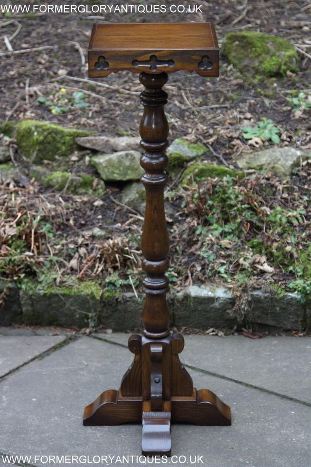 Image 41 of AN OLD CHARM JAYCEE LIGHT OAK DISPLAY PLANT LAMP STAND TABLE