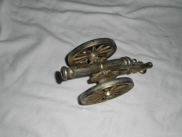 Preview of the first image of ornamental brass cannon.................Reduced!.