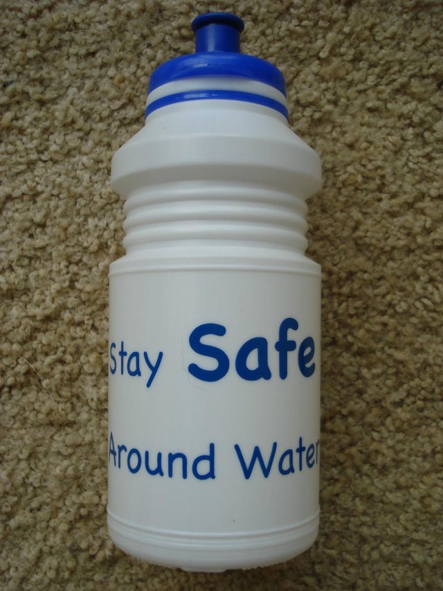 Image 2 of NEW PLASTIC SPORTS/SCHOOL DRINK WATER BOTTLE WITH PULL SPOUT