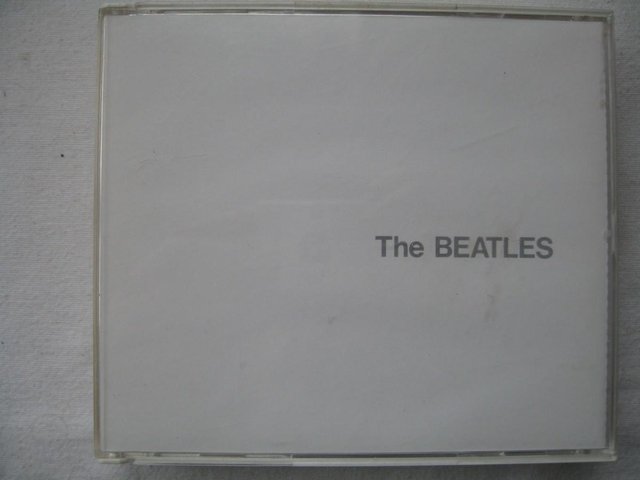 Preview of the first image of THE BEATLES-WHITE ALBUM 2-CD DOUBLE DISC BOX SET  APPLE.