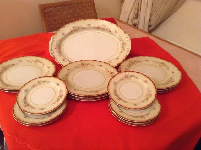 Image 2 of Sone China plate collection