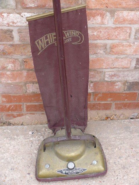 Image 3 of Collectors Look!! - Antique carpet sweeper