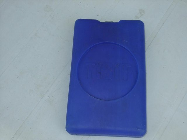 Image 3 of ICE BOX CAMPING FREEZER PACK (£0.50)