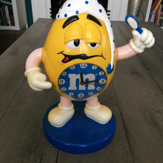 Preview of the first image of M & M ALARM CLOCK.