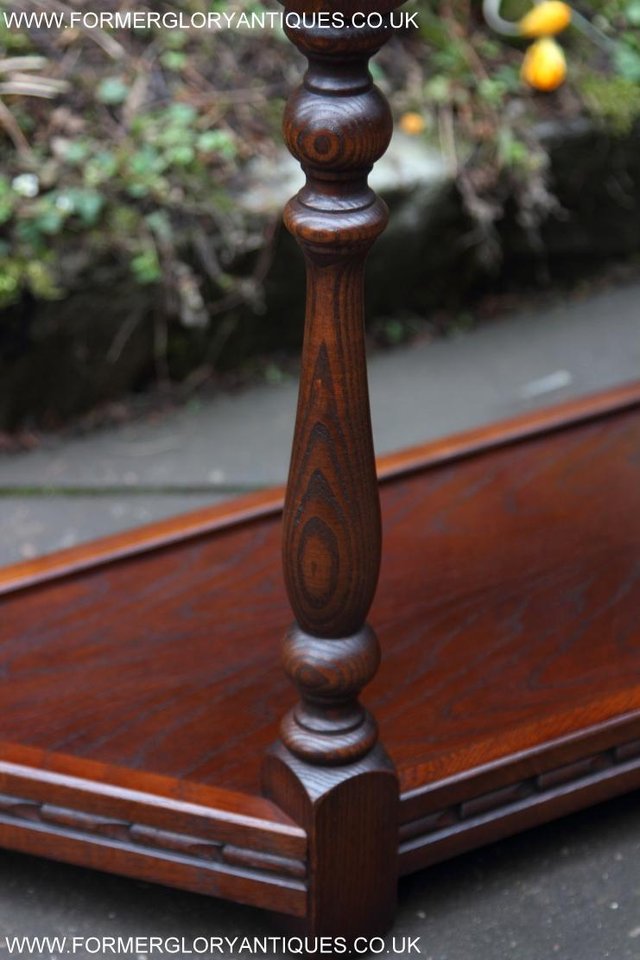 Image 43 of AN OLD CHARM TUDOR OAK COFFEE LAMP HALL CANTED CONSOLE TABLE