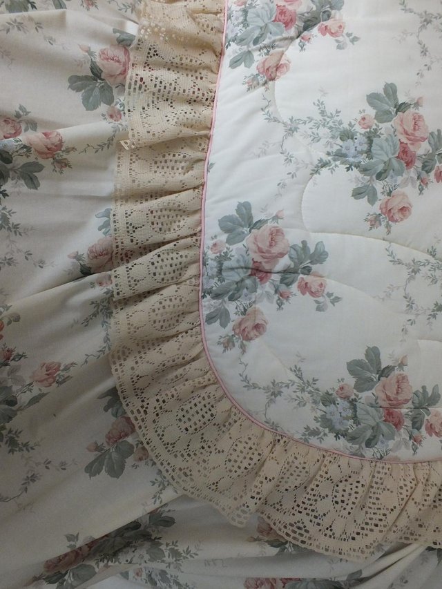 Image 3 of Dorma Chestnut Hill Bedspread (New)