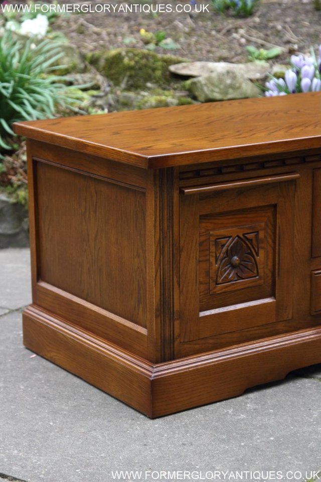 Image 44 of AN OLD CHARM OAK TV STAND BASE TABLE HI FI DVD CD CABINET