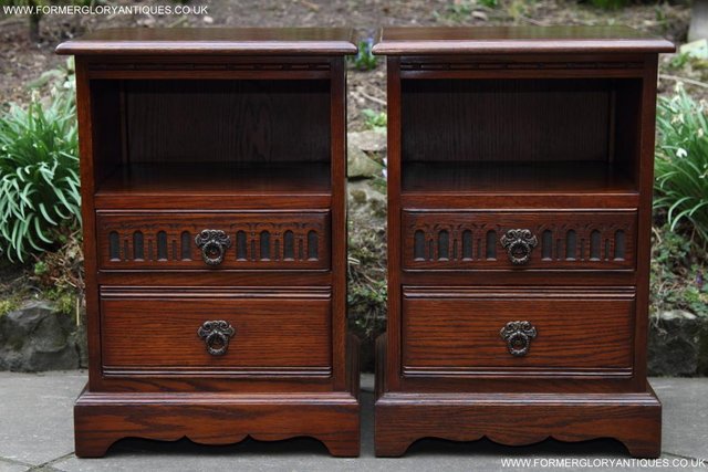 Image 3 of PAIR OF OLD CHARM OAK BEDSIDE CABINETS LAMP TABLE DRAWERS