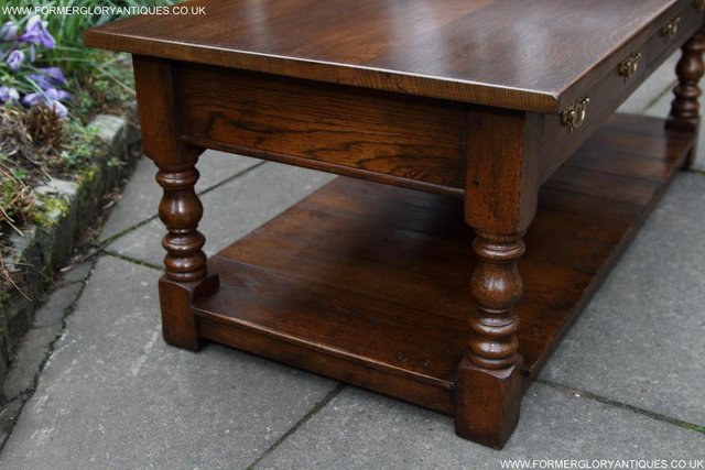 Image 30 of A TITCHMARSH GOODWIN STYLE OAK COFFEE PHONE SIDE LAMP TABLE