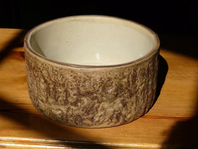 Image 3 of Vintage Hillstonia circular bowl