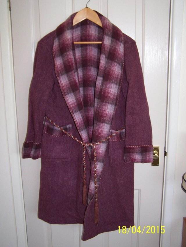 Preview of the first image of Men's Vintage Dressing Gown.