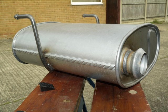 Image 3 of PEUGEOT 406 exhaust box / tailpipe (brand new)