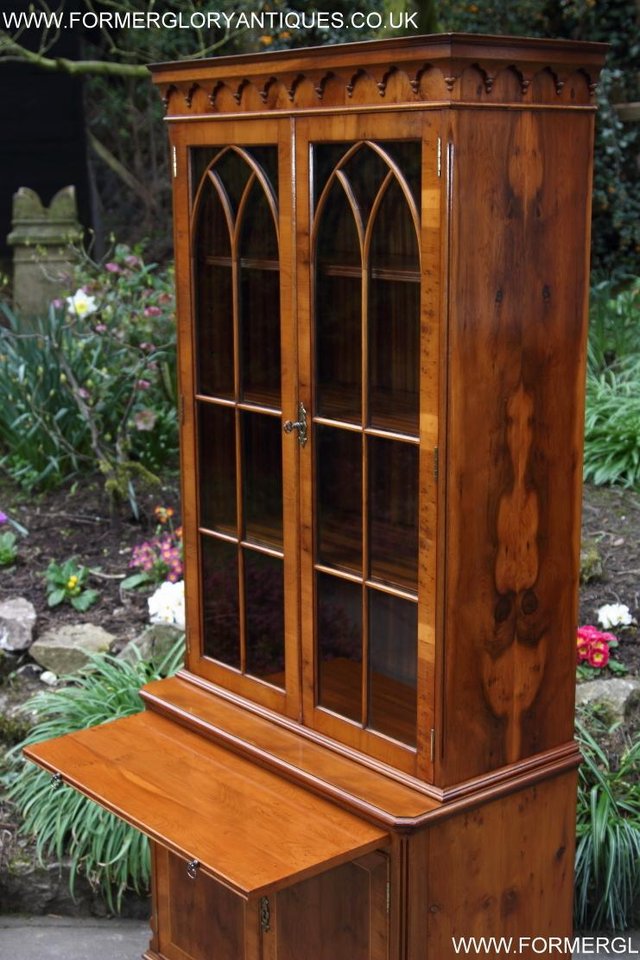 Image 6 of A BEVAN FUNNELL YEW BOOKCASE DRINKS DISPLAY CD DVD CABINET