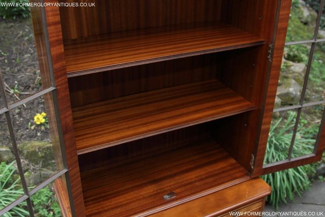 Image 12 of A BEVAN FUNNELL YEW BOOKCASE DRINKS DISPLAY CD DVD CABINET