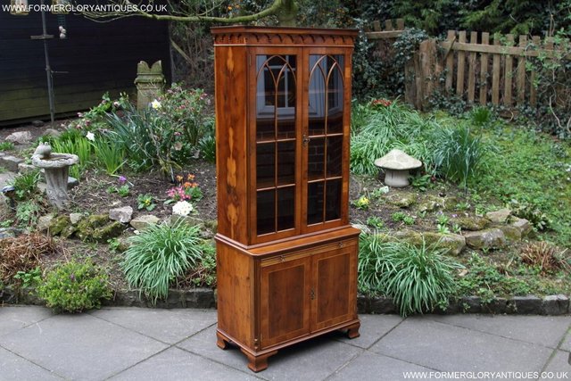 Image 38 of A BEVAN FUNNELL YEW BOOKCASE DRINKS DISPLAY CD DVD CABINET