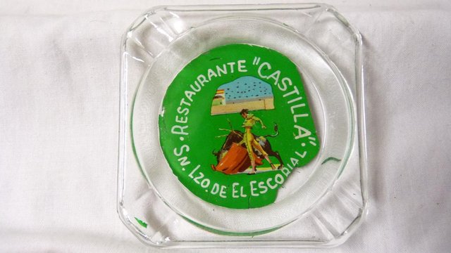 Preview of the first image of Spanish ashtray.