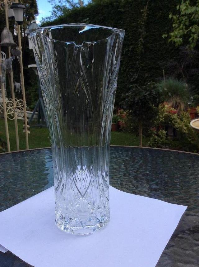 Preview of the first image of Cut glass flower vase.