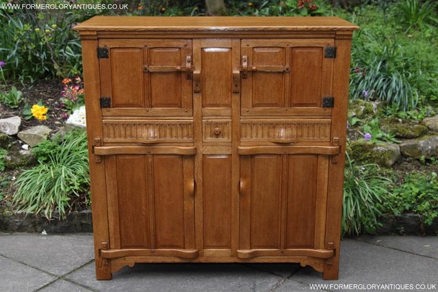 Preview of the first image of NIGEL RUPERT GRIFFITHS DRINKS SIDE CABINET CUPBOARD DRESSER.