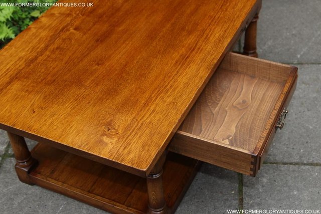 Image 25 of TITCHMARSH & GOODWIN OAK OCCASIONAL COFFEE LAMP PHONE TABLE