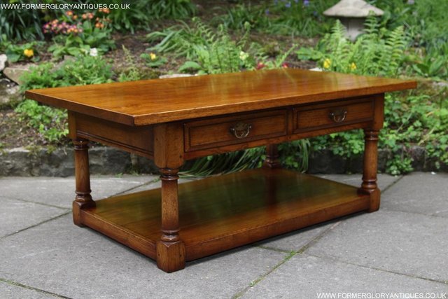 Image 36 of TITCHMARSH & GOODWIN OAK OCCASIONAL COFFEE LAMP PHONE TABLE