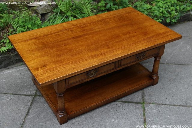 Image 44 of TITCHMARSH & GOODWIN OAK OCCASIONAL COFFEE LAMP PHONE TABLE