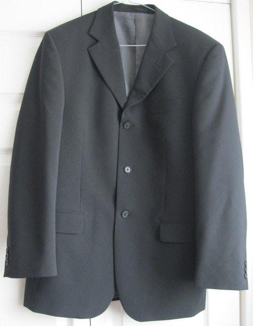 Preview of the first image of Mens black suit jacket, size 38R.
