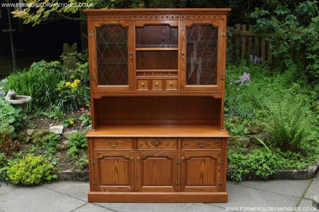 Preview of the first image of JAYCEE OLD CHARM OAK WELSH DRESSER BASE SIDEBOARD CABINET.