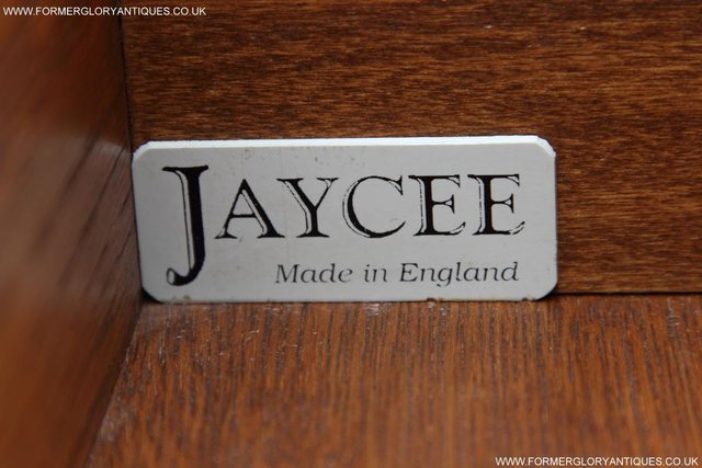 Image 36 of JAYCEE OLD CHARM OAK WELSH DRESSER BASE SIDEBOARD CABINET