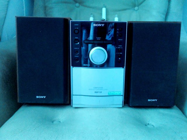 Image 2 of sony micro stereo system