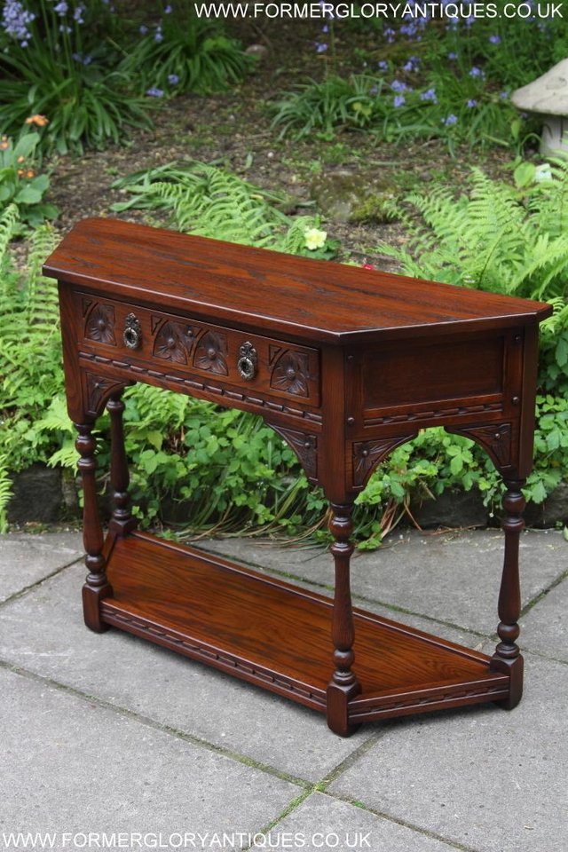 Image 3 of AN OLD CHARM TUDOR OAK HALL CANTED CONSOLE LAMP PHONE TABLE