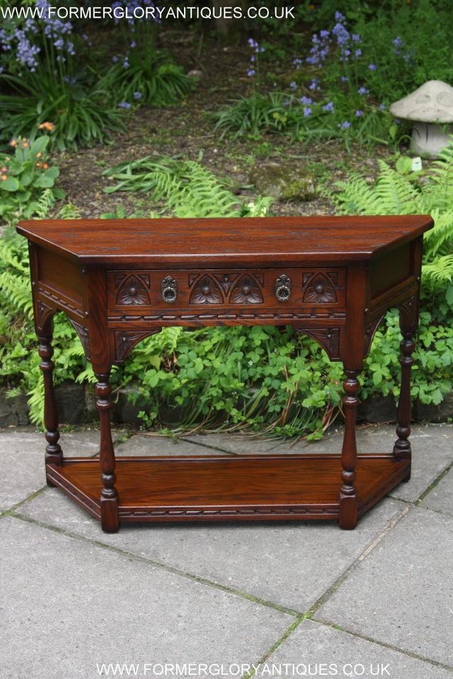 Image 5 of AN OLD CHARM TUDOR OAK HALL CANTED CONSOLE LAMP PHONE TABLE