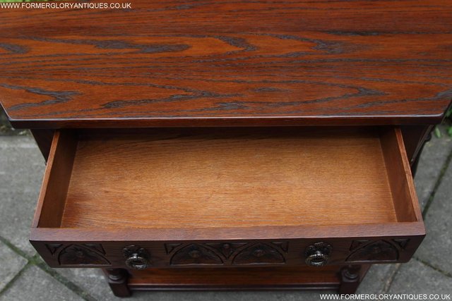 Image 14 of AN OLD CHARM TUDOR OAK HALL CANTED CONSOLE LAMP PHONE TABLE
