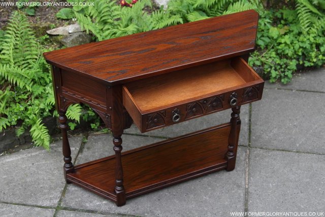 Image 21 of AN OLD CHARM TUDOR OAK HALL CANTED CONSOLE LAMP PHONE TABLE