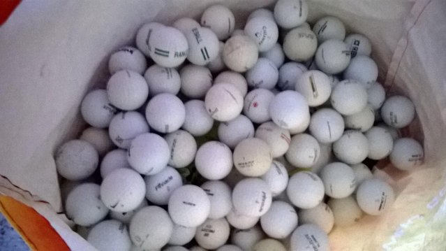 Image 2 of golf balls for sale, as new, all cleaned individually