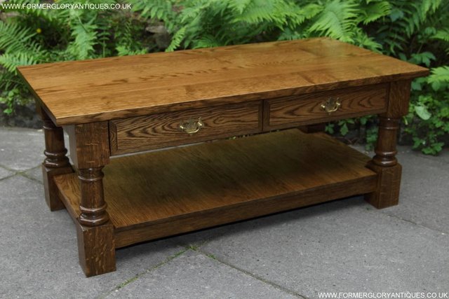 Image 5 of A TITCHMARSH GOODWIN STYLE TWO DRAWER COFFEE TABLE STAND