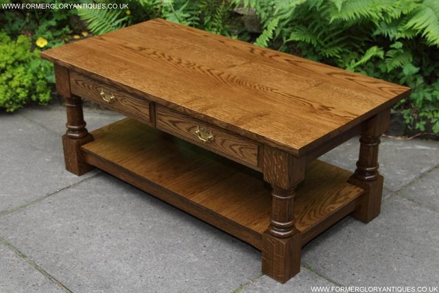 Image 11 of A TITCHMARSH GOODWIN STYLE TWO DRAWER COFFEE TABLE STAND
