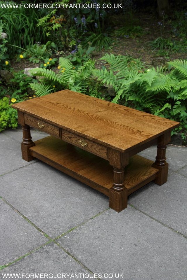 Image 22 of A TITCHMARSH GOODWIN STYLE TWO DRAWER COFFEE TABLE STAND