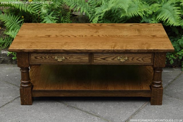 Image 28 of A TITCHMARSH GOODWIN STYLE TWO DRAWER COFFEE TABLE STAND