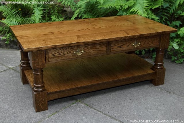 Image 48 of A TITCHMARSH GOODWIN STYLE TWO DRAWER COFFEE TABLE STAND