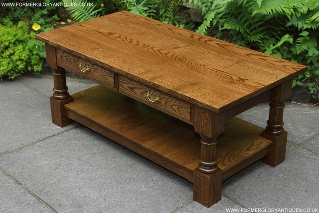 Image 49 of A TITCHMARSH GOODWIN STYLE TWO DRAWER COFFEE TABLE STAND