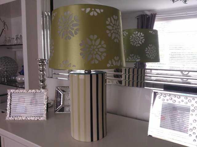 Image 2 of TABLE LAMP