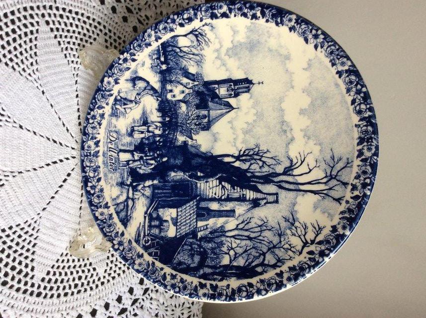 Preview of the first image of Dutch Delft wall plate.