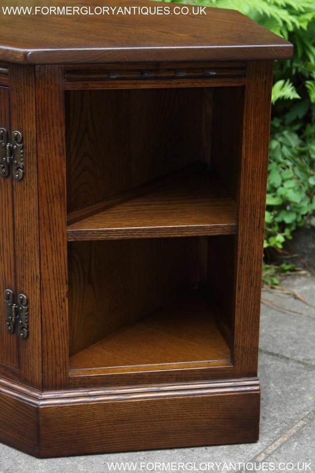 Image 28 of AN OLD CHARM LIGHT OAK HI FI DVD CD TV STAND TABLE CABINET